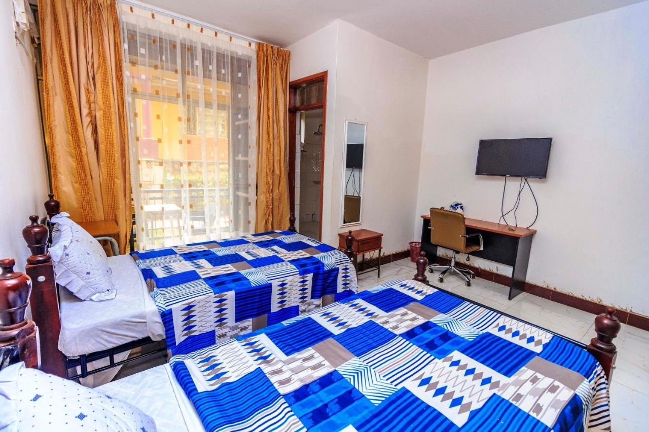 Frontiers Hotel Entebbe Buitenkant foto
