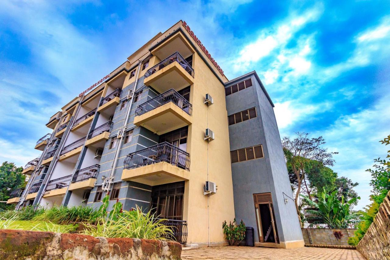Frontiers Hotel Entebbe Buitenkant foto