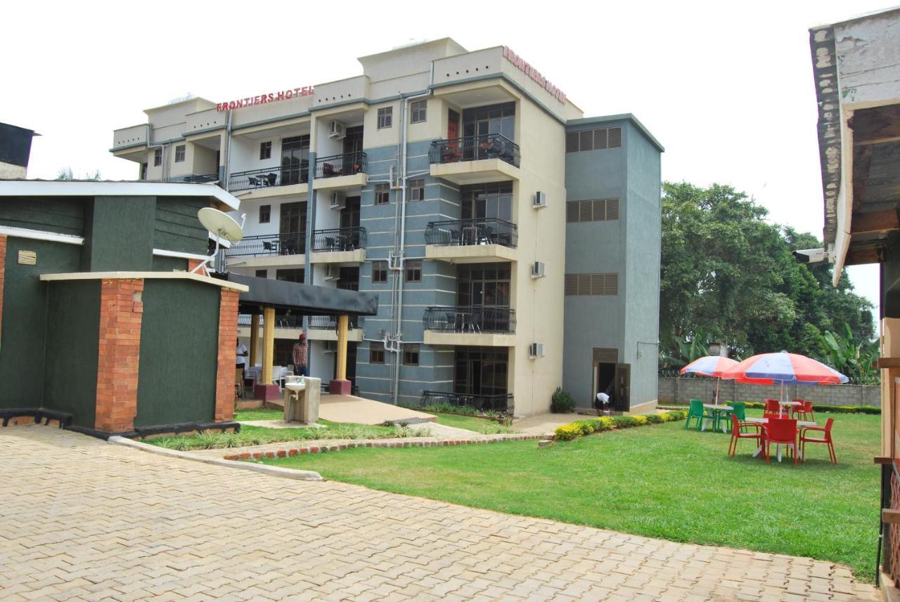 Frontiers Hotel Entebbe Buitenkant foto