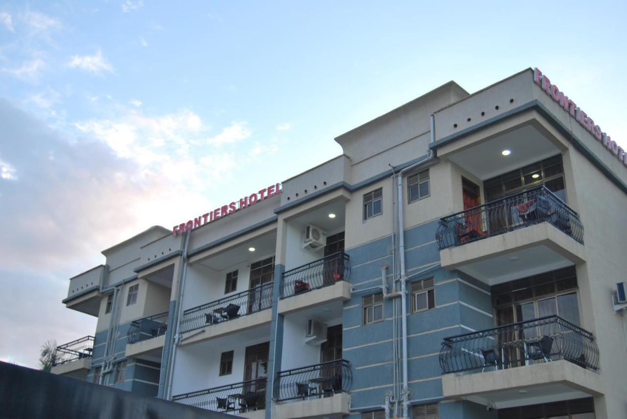 Frontiers Hotel Entebbe Buitenkant foto