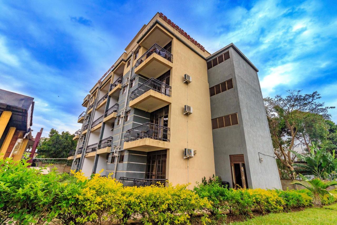Frontiers Hotel Entebbe Buitenkant foto
